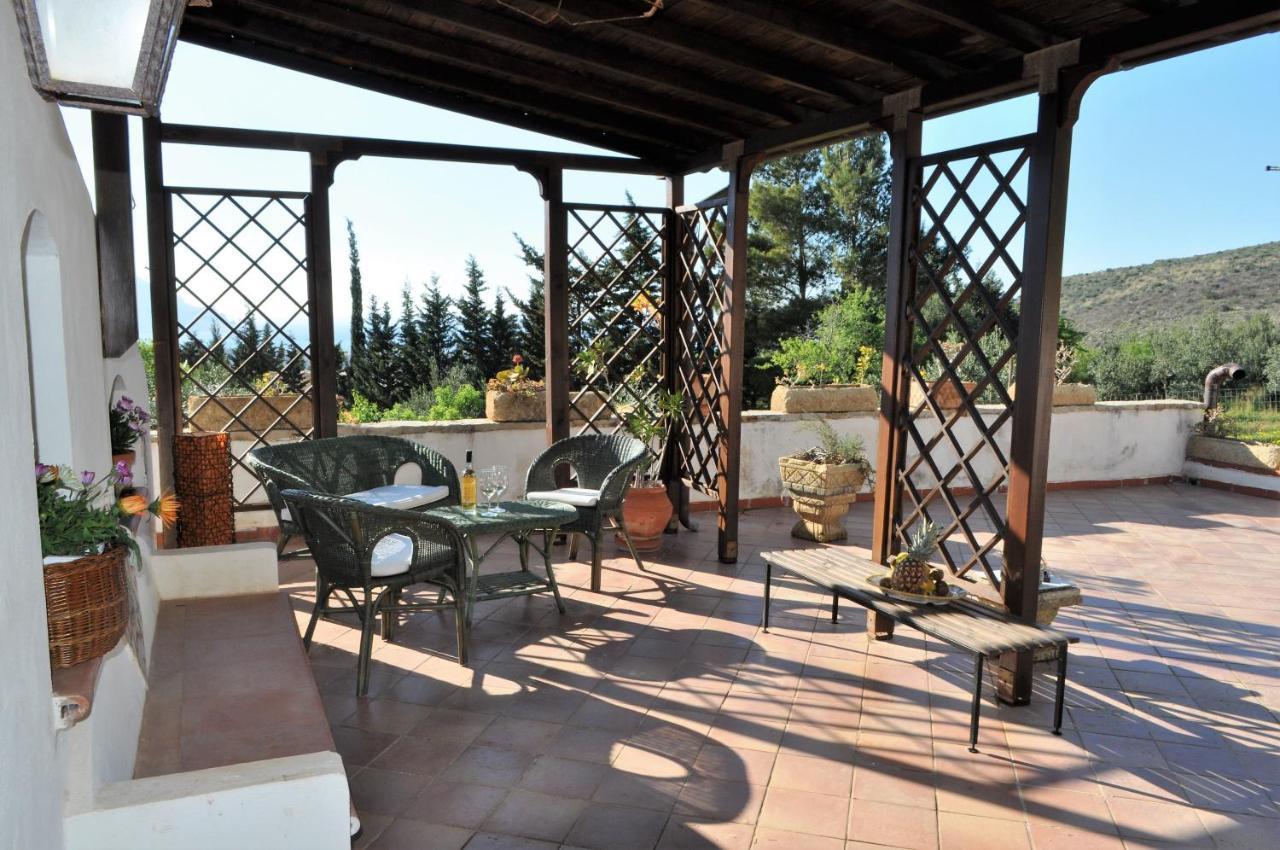 Casale Degli Ulivi Castelluzzo Exterior foto